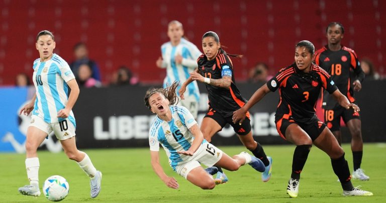 Argentina afuera por penales ante Colombia