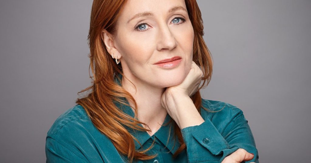 J. K. Rowling cumple 60 años y lanza un nuevo libro