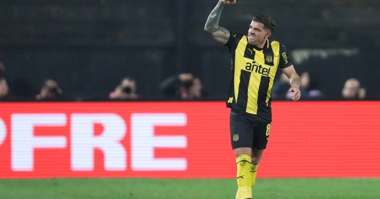 Video: la mala salida de Arias en el gol de Peñarol