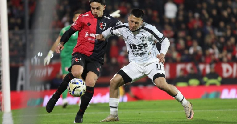 Tremendo final: Newell's hizo un gol agónico y Central Córdoba se lo empató sobre la hora
