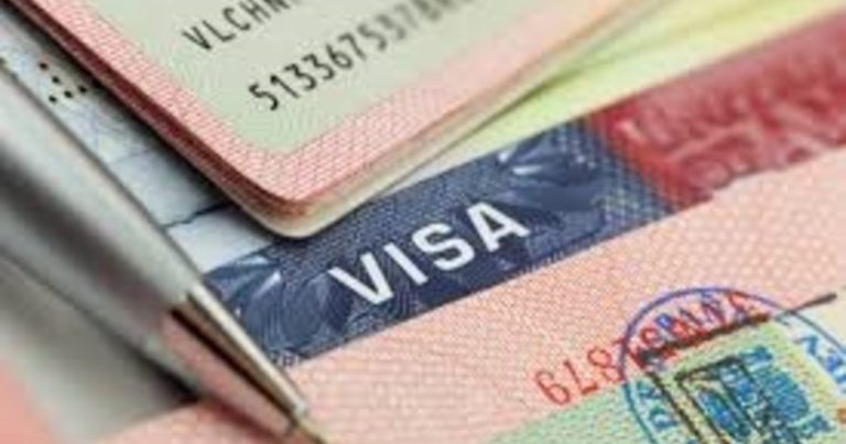 MyUSCIS: la herramienta clave para gestionar tu caso de inmigración en Estados Unidos este 2025