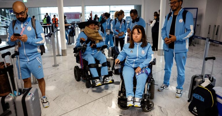 Le rompieron la silla a una medallista paralímpica en el aeropuerto: "Ya no se puede reparar"
