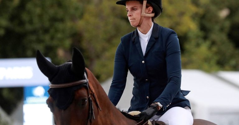En medio de su soledad, traicionó a su único aliado: las controversias de Athina Onassis, la heredera triste