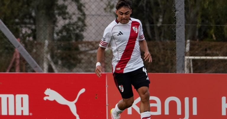 Otro lesionado en River: Alex Woiski sufrió un esguince