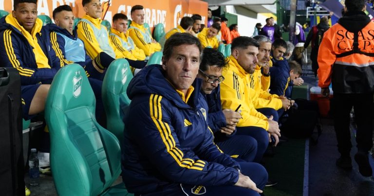 Qué dijo Úbeda de los cambios que le criticaron los hinchas de Boca