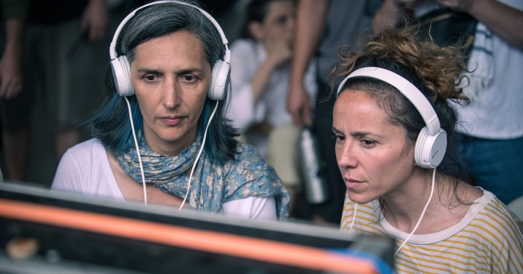 Dos directoras que se arriesgan a cuestionar los límites del amor maternal