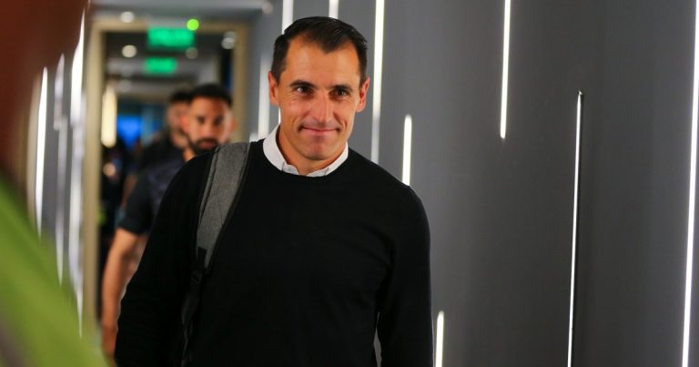 Condenó a River al descenso en 2011 y ahora asumiría como entrenador de Aldosivi