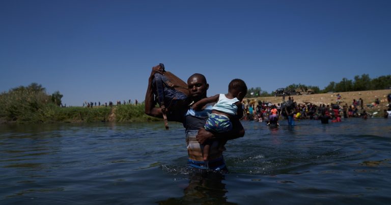 Greg Abbott y la controversial ley SB4 ¿Cómo afectan sus políticas migratorias a los inmigrantes en Texas?