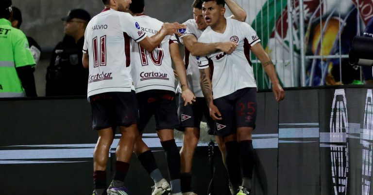 Video: el golazo y el palo del final en la clasificación de Lanús ante Fluminense