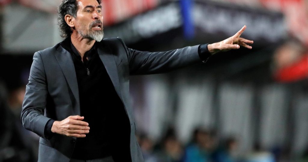 Domínguez, tras la eliminación de Estudiantes: de "estuvimos a la altura" a "los maniatamos"