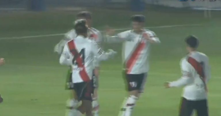 Woiski, tras su primer gol en River: "Contento de que haya sido contra Boca"