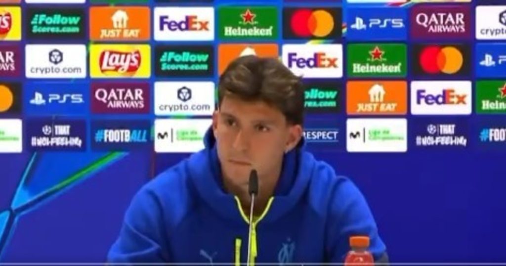 Balerdi, antes de jugar contra el Real Madrid: "¿Mbappé? El mejor del mundo es Messi" y un aviso a Mastantuono