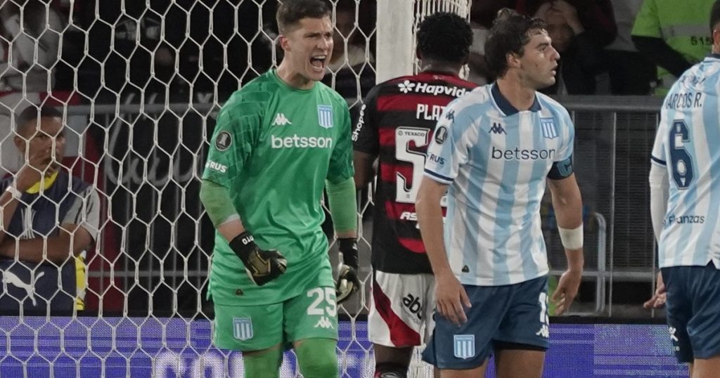 Cambeses, figura de Racing, a Olé: "Confíen a muerte, nos vamos a tirar de cabeza"