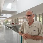 Meir Margalit, escritor israelí: “La mayoría de la sociedad israelí quiere ver a los palestinos humillados”