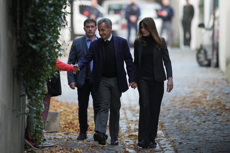 El expresidente de Francia Nicolas Sarkozy entra en prisión