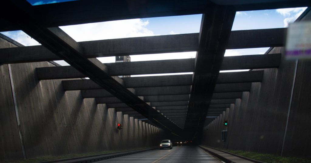 ¿En dónde queda el único túnel submarino de América Latina y qué ciudades conecta?