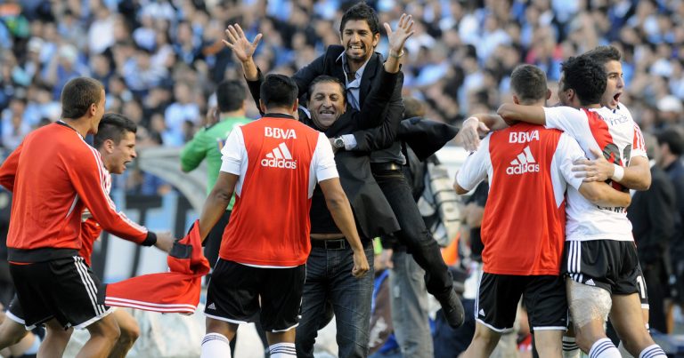 Cuándo había sido el último River-Racing con ambas hinchadas y cómo salió