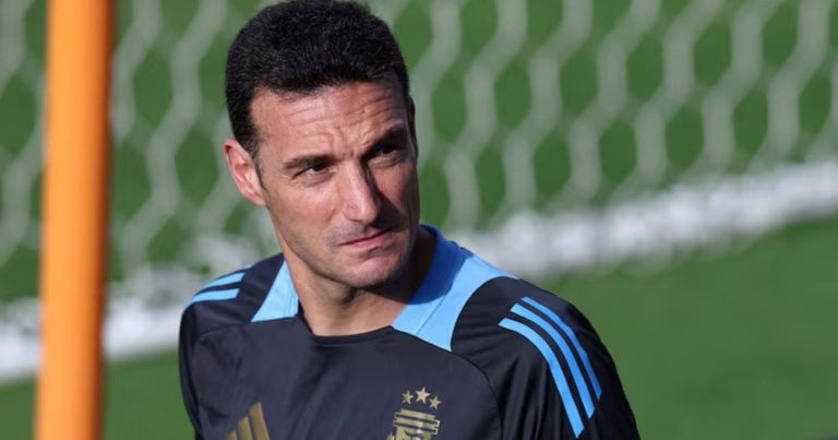 Scaloni, quiénes se pueden subir al barco y cómo está Messi