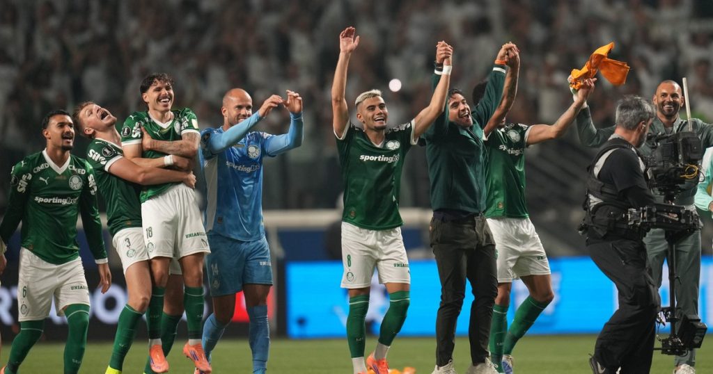 Video: los goles de la remontada de Palmeiras a Liga de Quito en las semis de la Libertadores