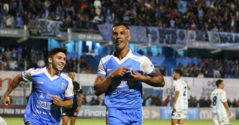 Estudiantes de Río Cuarto ganó y es el primer semifinalista del Reducido del Nacional