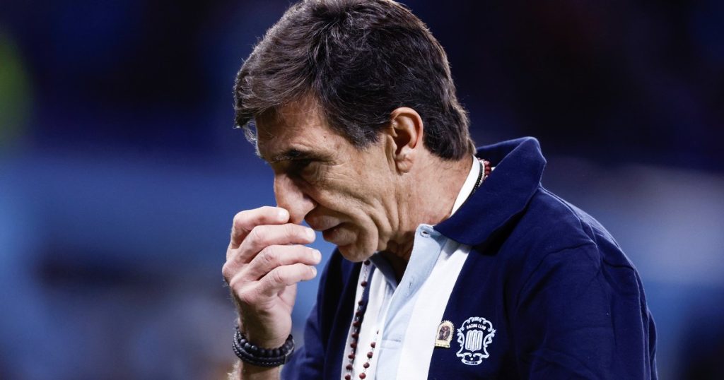 Costas: del golpe anímico que había que superar a la renovación de su contrato