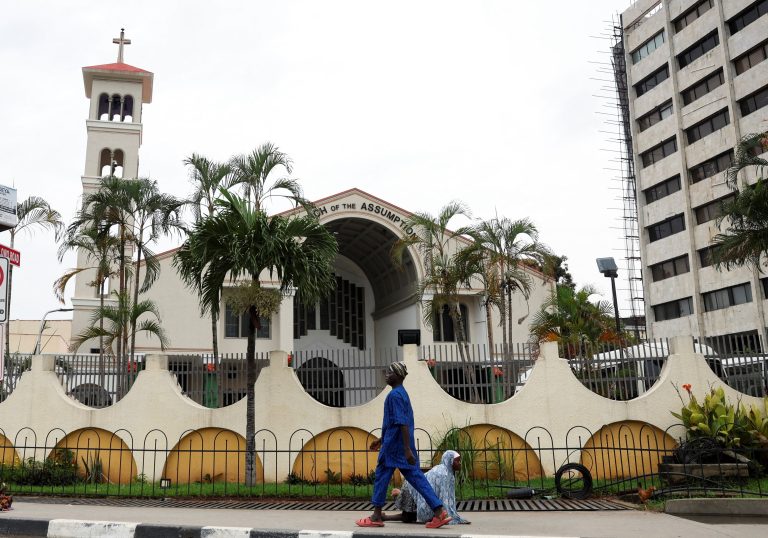 Nigeria niega las atrocidades contra los cristianos que denuncia Trump: las matanzas afectan a todos los credos