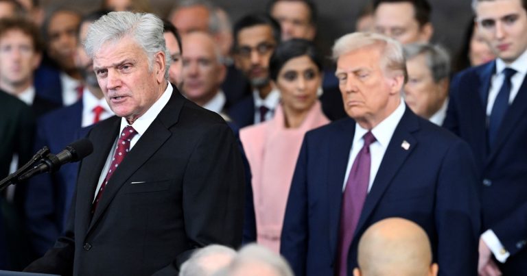 En medio de la sintonía de Javier Milei con Donald Trump, llega al país el predicador evangélico del presidente norteamericano