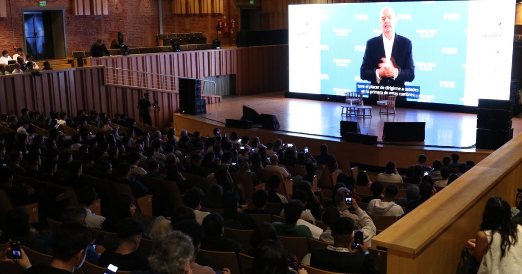 El Summit, un orgullo de Olé