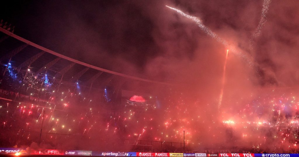 La sanción de la Aprevide a Racing por la pirotecnia en el recibimiento ante Flamengo