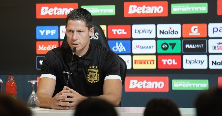 Nicolás Ramírez, el caracúlico árbitro de clásicos y finales