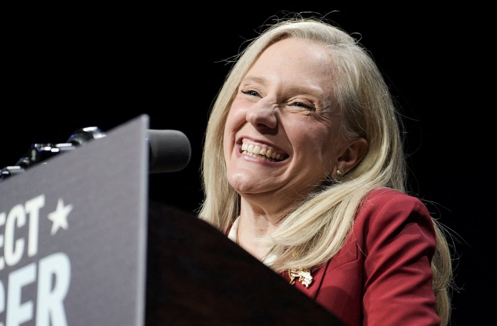 Los votantes envían un rotundo voto de castigo a Trump en Virginia y Nueva Jersey