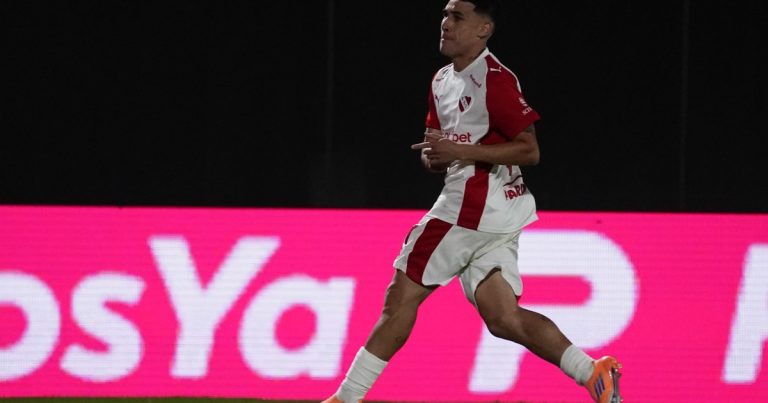 Montiel: su gol, el desahogo y "duele mucho estar en esta situación"