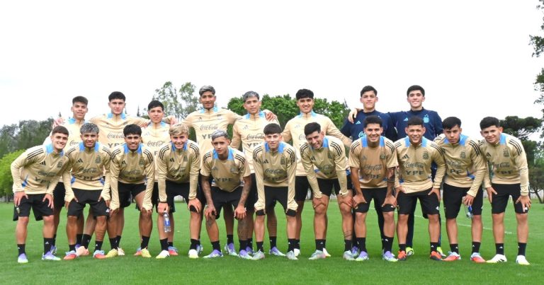 Un día para el debut de la Sub 17 en el Mundial: la "tierra prometida" y la palabra de Placente