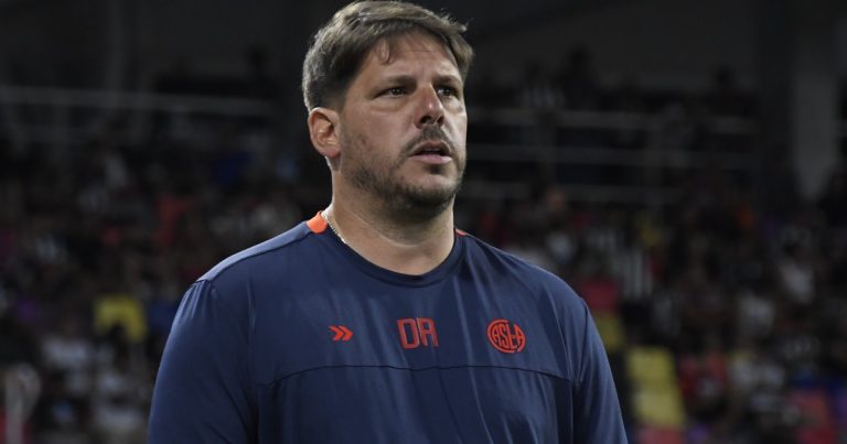 Ayude, tras la polémica eliminación ante Central Córdoba: "Habría 12 penales por tiempo..."