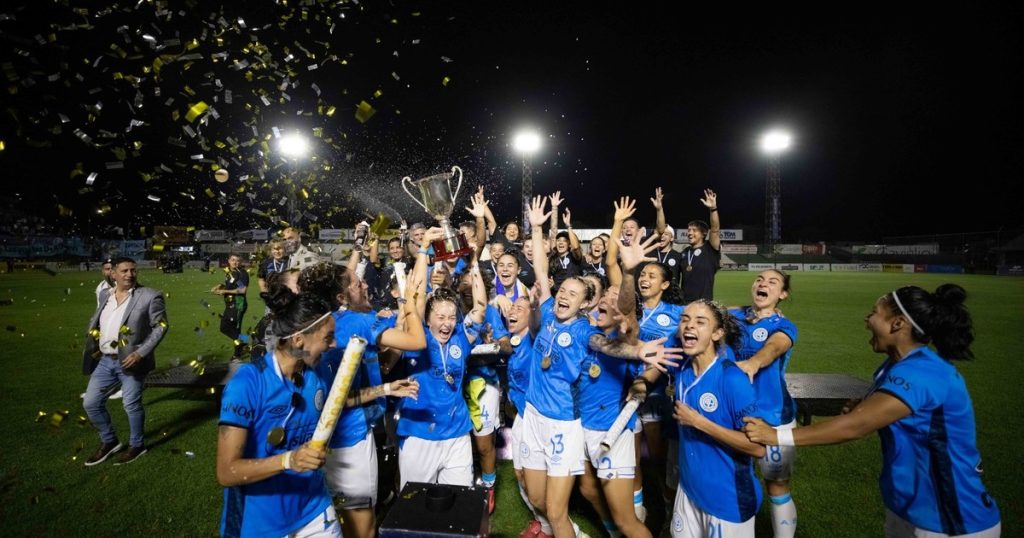 Belgrano, campeón del Trofeo de Campeonas ante una multitud
