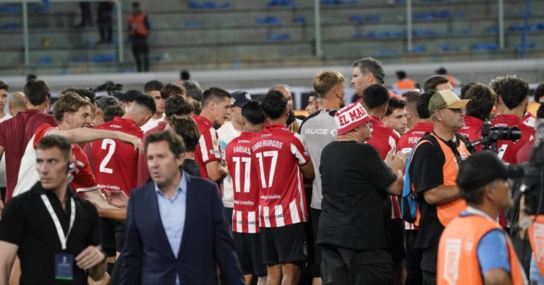 Estudiantes campeón: ya le hicieron el pasillo