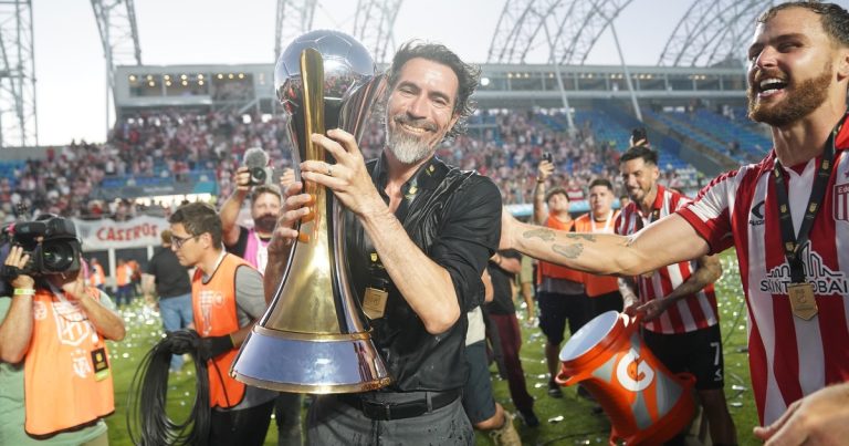 Horas decisivas para el futuro de Domínguez en Estudiantes: de qué depende su continuidad