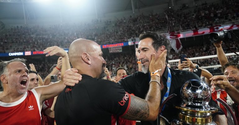 Los técnicos que se quedan porque ganan