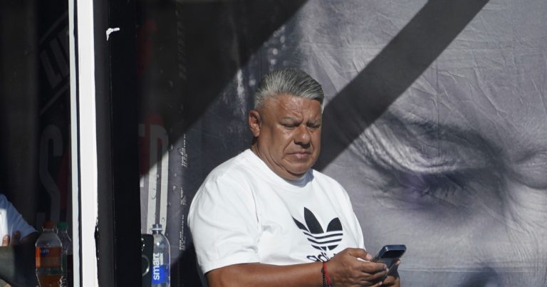 Claudio Chiqui Tapia en shock: se vienen más malas noticias y el Gobierno las agita