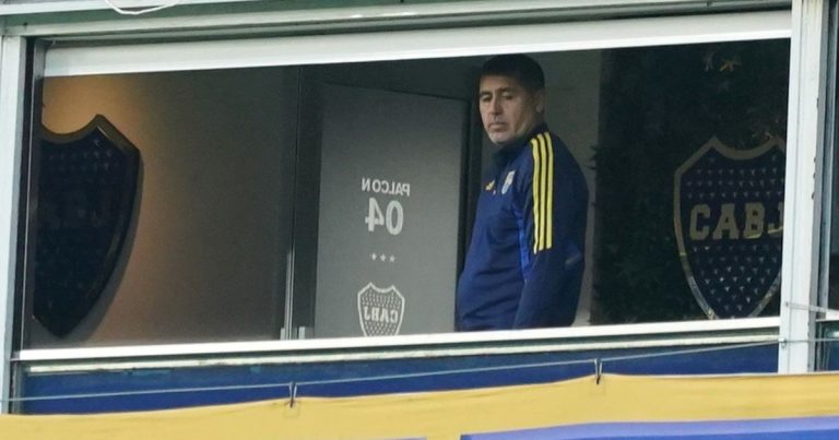 El DT que a Riquelme le gusta no lo puede traer: ya es el presidente del club