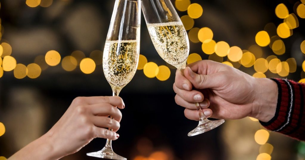 En vísperas de Nochebuena, una experta derriba un mito histórico aún vigente sobre el consumo de alcohol