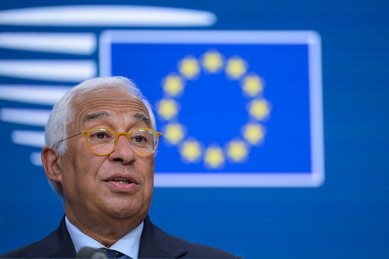 La UE responde a la estrategia de Trump de impulsar a los ultras: “La amenaza de interferencia política es inaceptable”