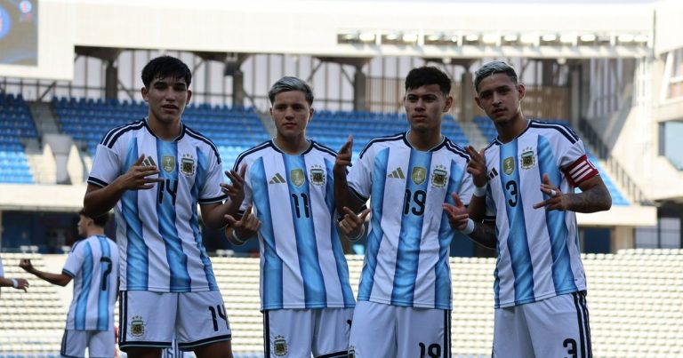 La Selección Sub 16 venció a Venezuela, sigue invicta y espera rival en las semis de la Copa UC