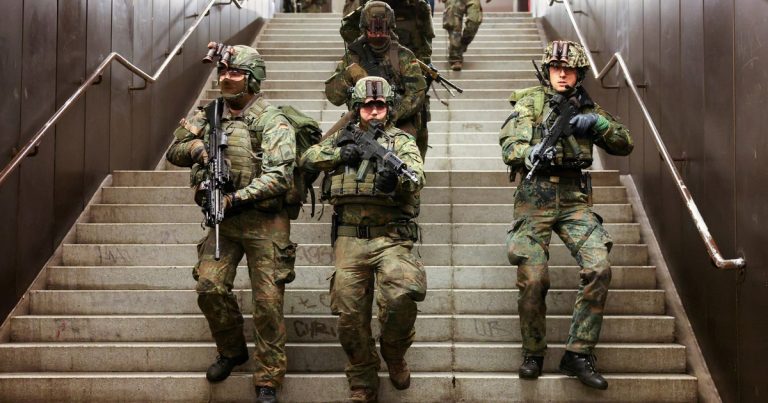 Ante el temor a Rusia, Europa recupera el servicio militar para inculcar el espíritu bélico