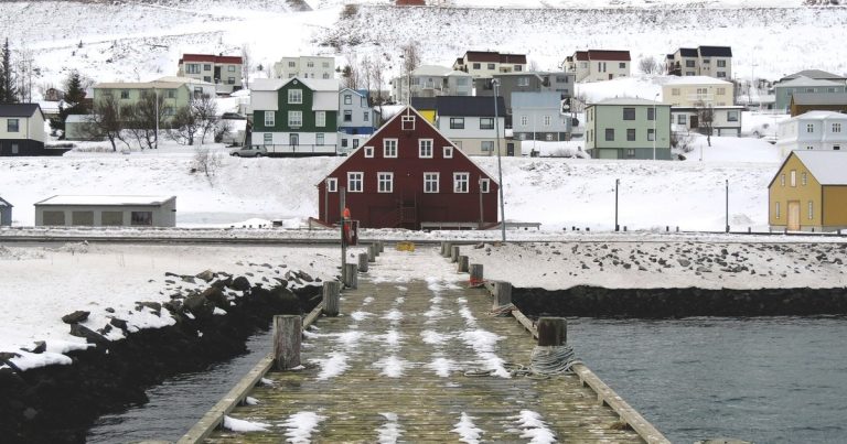 Por qué Islandia se inunda en Navidad