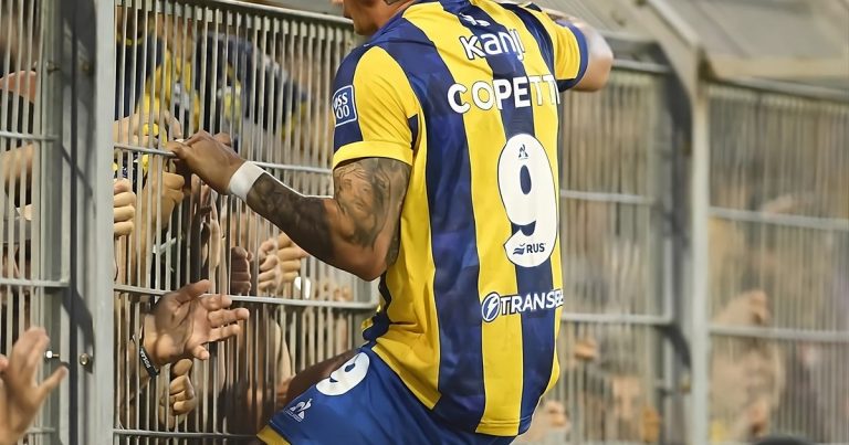 Copetti: de "al otro día nos levantamos y Holan ya no estaba más" a "me gustaría volver a Racing"