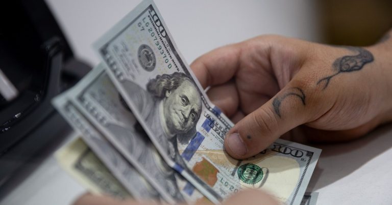 Dólar hoy y dólar blue, EN VIVO: a cuánto cotiza el oficial y cuál es el precio del paralelo este miércoles 17 de diciembre, minuto a minuto