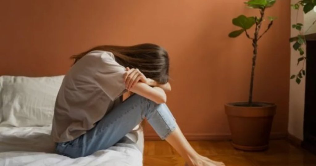 Los colores que usan las personas con baja autoestima, según la psicología