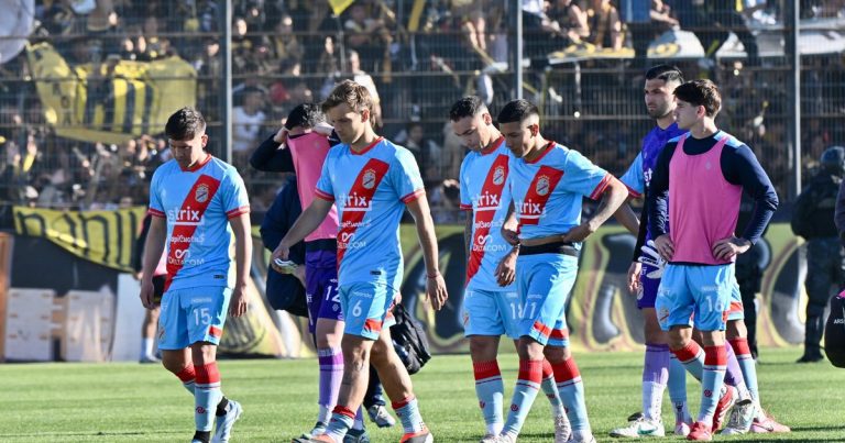 Arsenal: de los años dorados con Grondona al duro camino que debe atravesar en la Primera B 2026