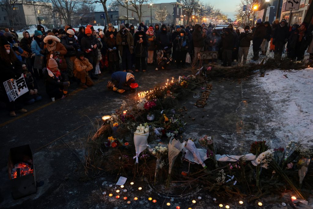 La policía migratoria de Trump mata a tiros a un hombre en Minneapolis